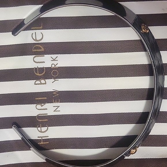 HENRI BENDEL - Picture 2 of 2